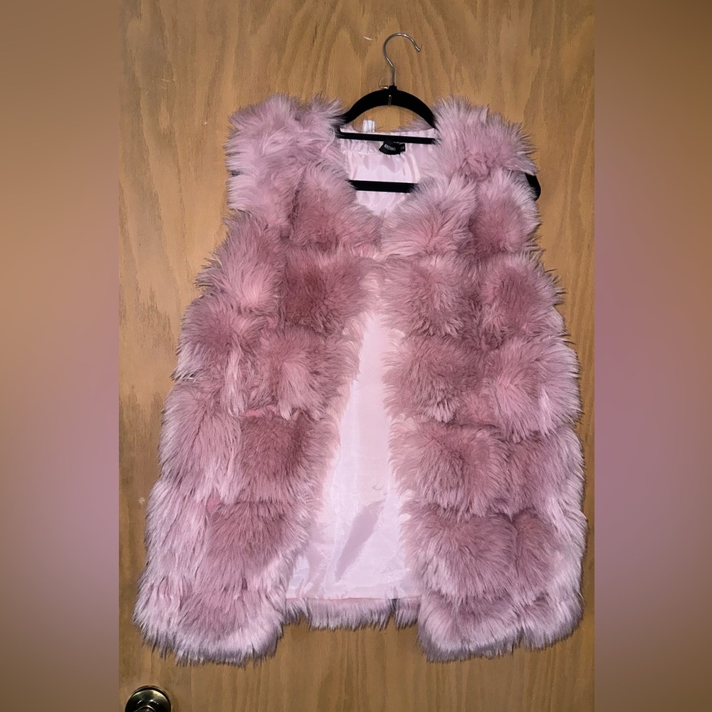 Dusty Pink Faux Fur Vest